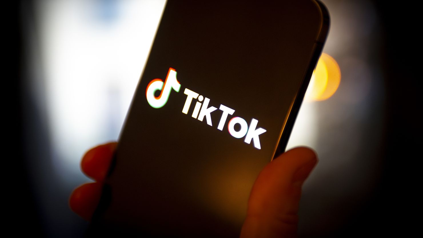 TikTok跨境店 VS 本土店，区别在哪里，卖家该怎么选！