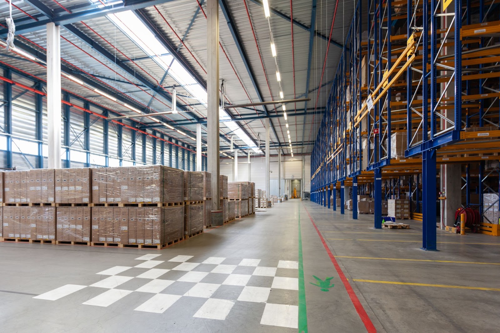 manual inventory management vs wms